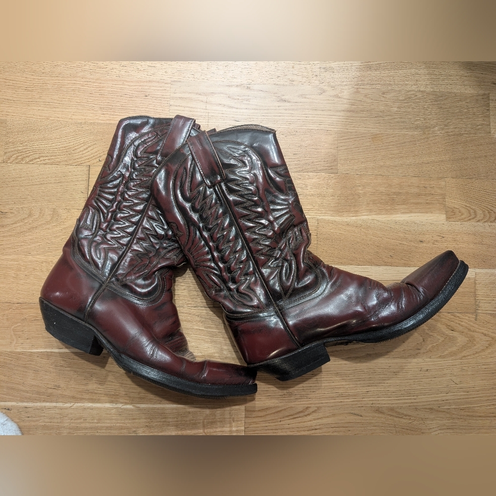 Vintage Shiny Burgundy Leather Cowboy Boots
